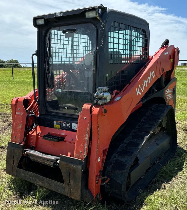2021 Kubota SVL75-2 tracked skid steer loader - EH3909