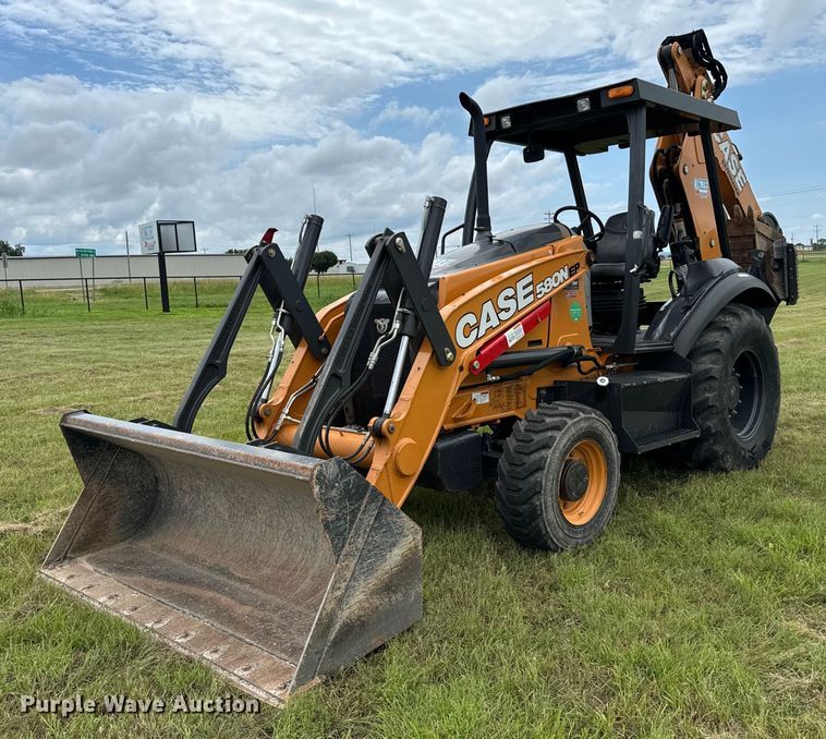 2018 Case 580N EP backhoe - EH3980