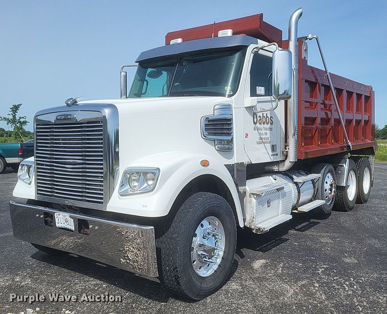 2013 Freightliner  Coronado SD dump truck - DR4795