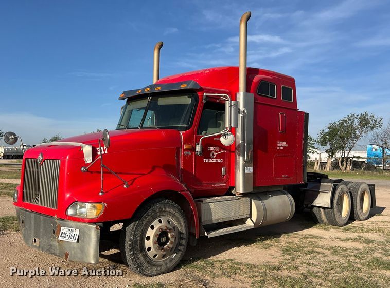 2007 International  9400i semi truck - DS3078