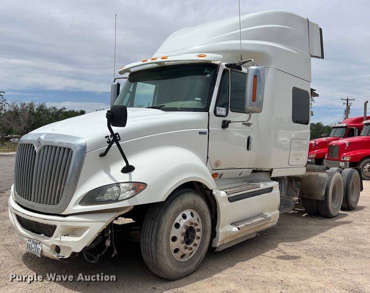 2012 International  ProStar Plus semi truck - DS3080