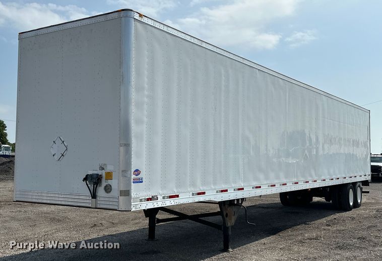 2013 Utility  4000D-X dry van trailer - EG1613