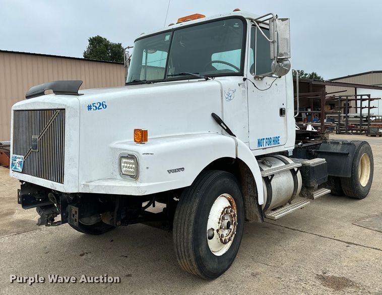 1997 Volvo WG Series semi truck - EH3969