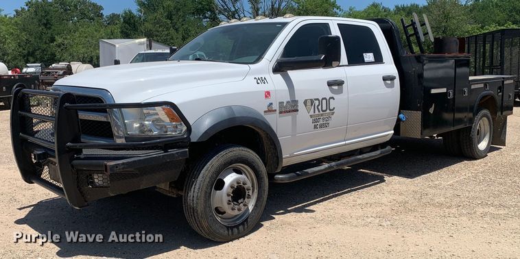 2015 Dodge Ram 5500HD Crew Cab flatbed truck - DM7891