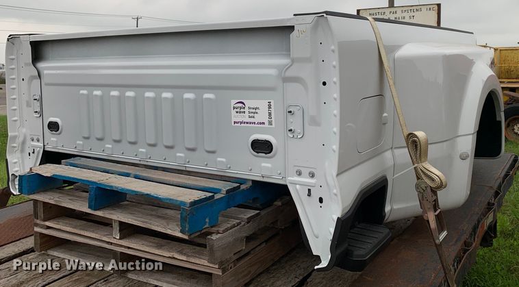 2024 Ford F350 pickup truck bed - DM7904