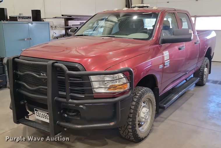 2012 Dodge Ram 2500HD Crew Cab pickup truck - DP3510