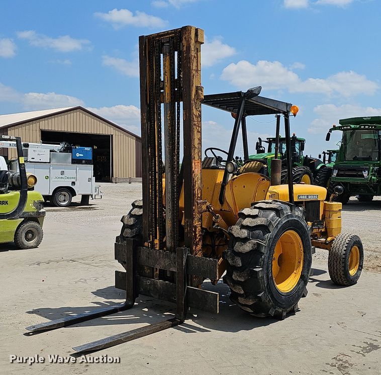 1980 John Deere 480B forklift - DP6526