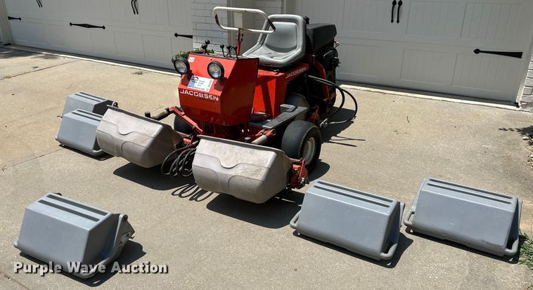 Jacobsen  reel mower - DS4182