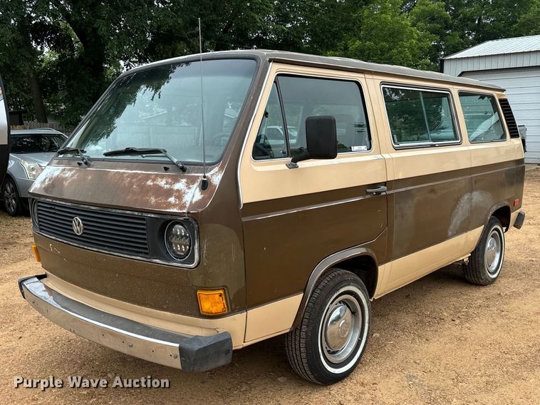 1982 Volkswagen  Vanagon GL van - EH3970