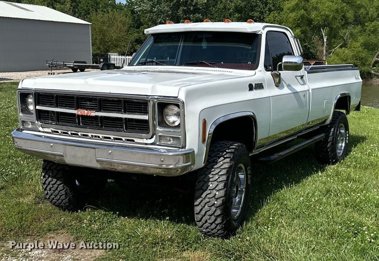 1980 GMC K20 pickup truck - EJ6893