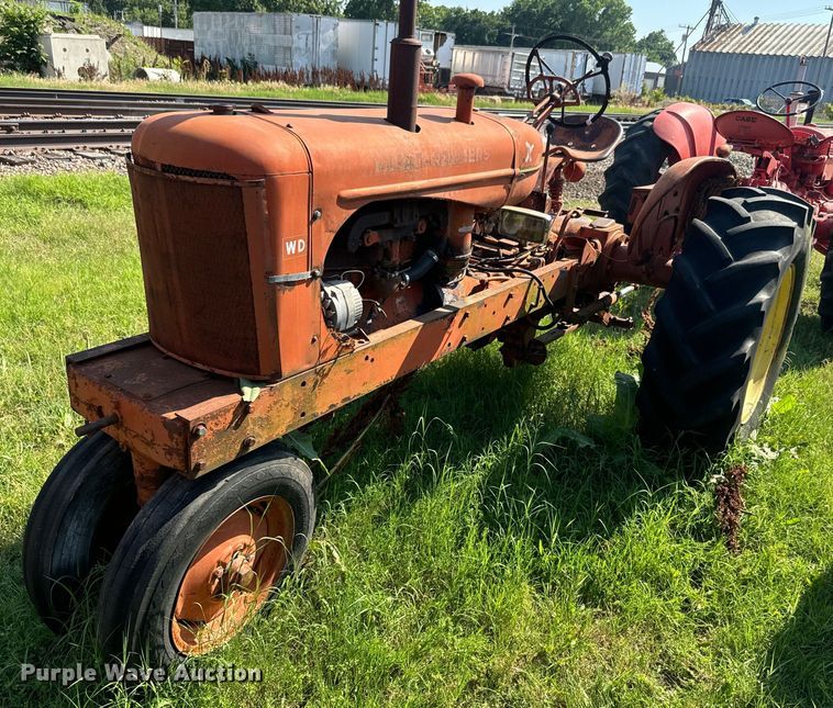 Allis Chalmers  WD tractor - EK1448