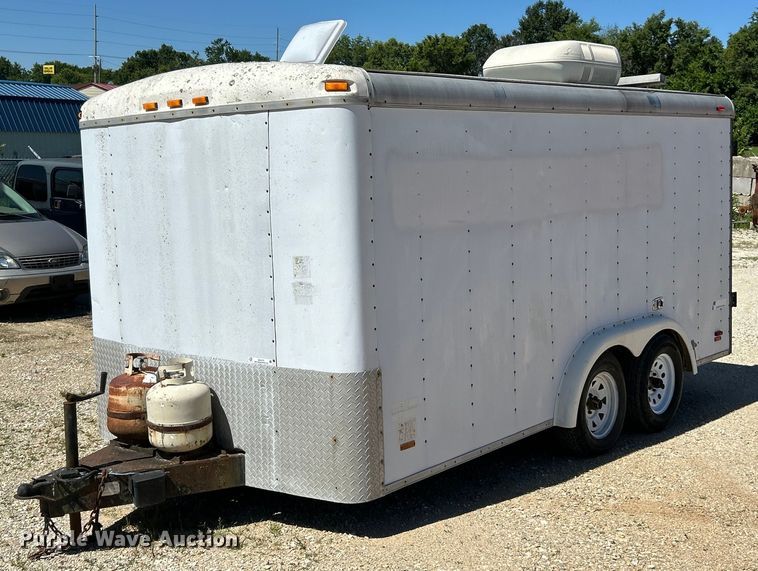 1995 Pace American H714TA2 enclosed cargo trailer - EK4773