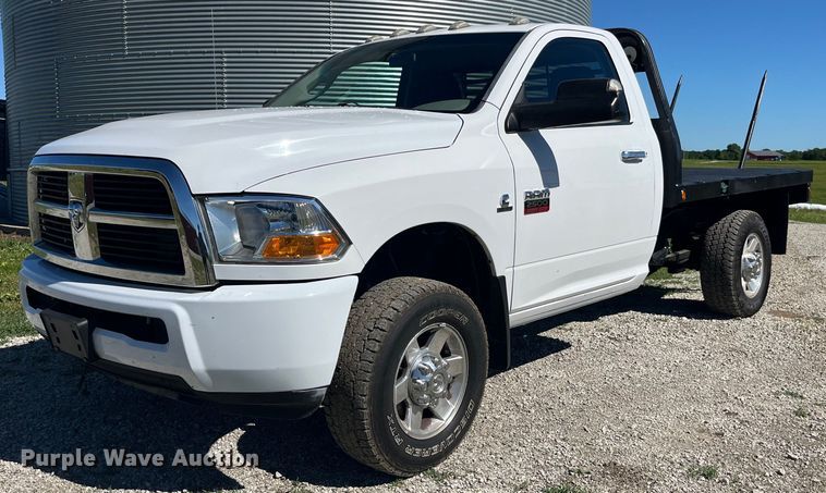 2011 Dodge Ram 2500HD bale bed pickup truck - EK8631