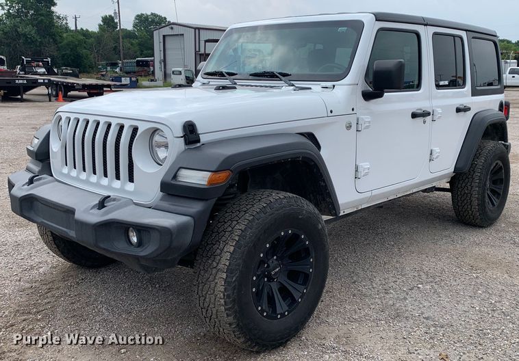 2018 Jeep Wrangler JK SUV - JT9832