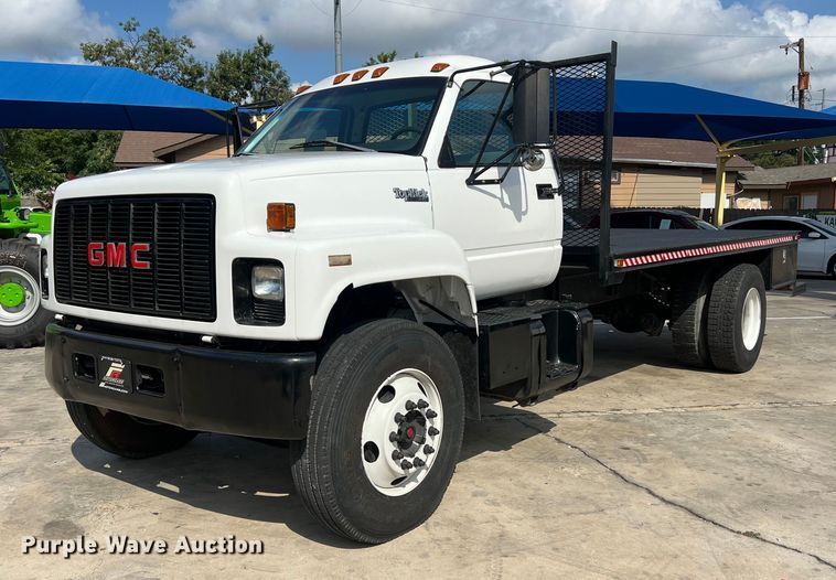 1996 GMC TopKick flatbed truck - LU9945
