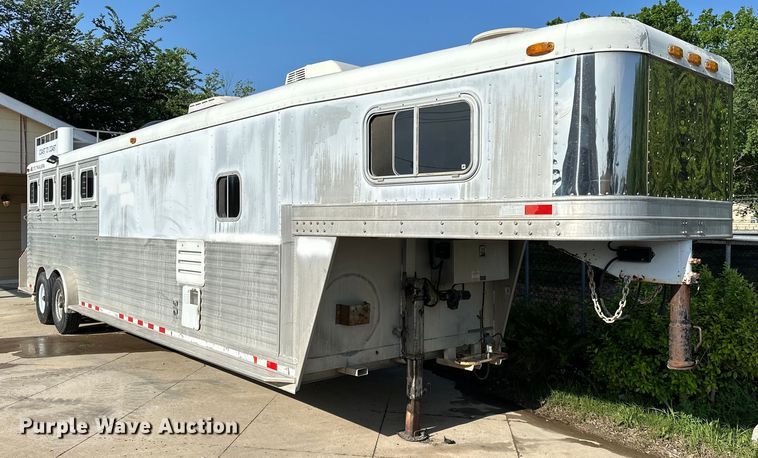 2000 Elite horse trailer - NR9851