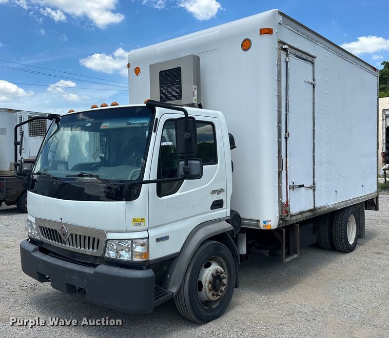 2009 International  CF600 paper shredder truck  - NR9997