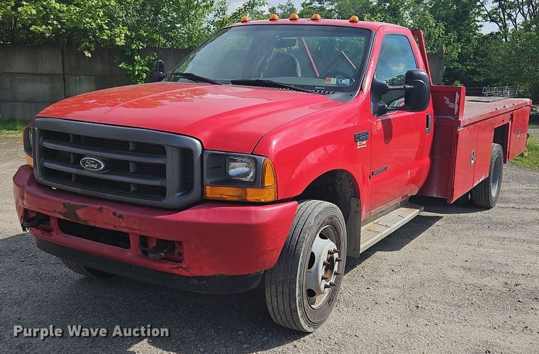 2001 Ford F550 Super Duty XL flatbed truck - OK9895