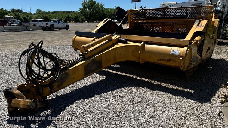 2014 John Deere 2112E conventional scraper - DL4439