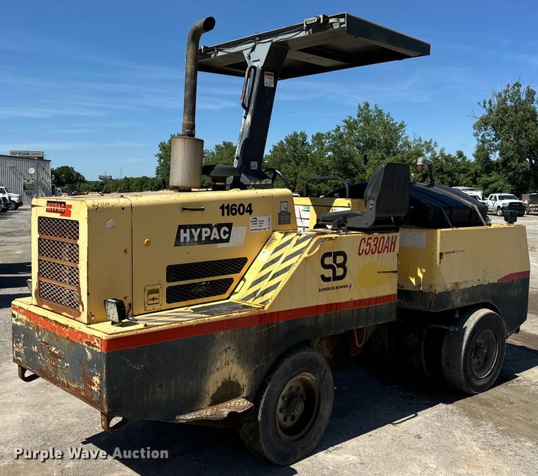 2004 Hypac C530AH pneumatic roller - DL4442