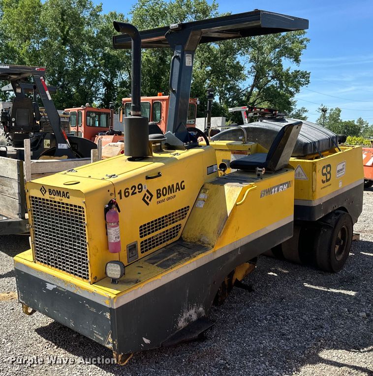 2012 Bomag BW11RH pneumatic roller - DL4443