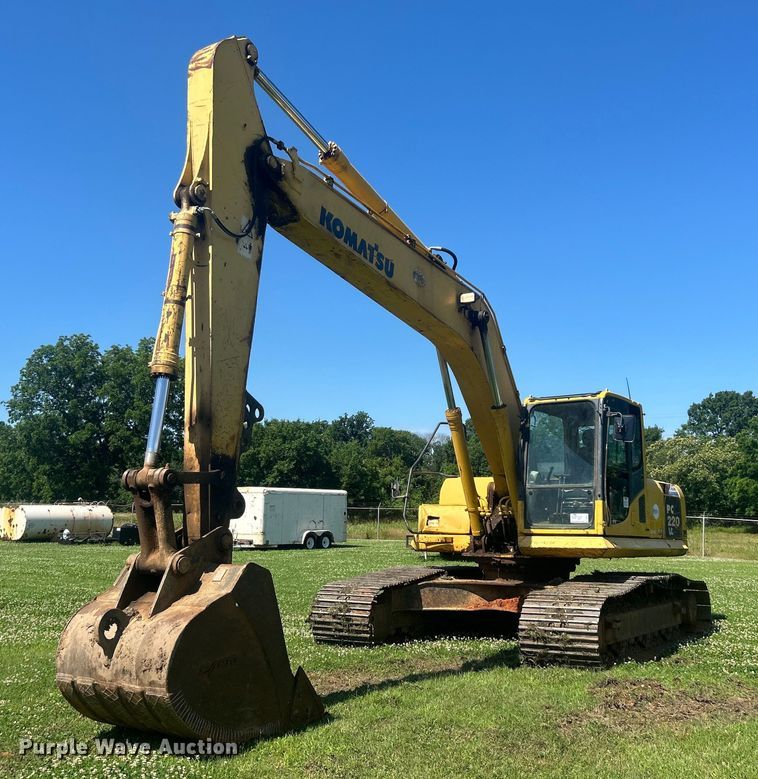 2009 Komatsu  PC220LC-8 excavator - DO6521