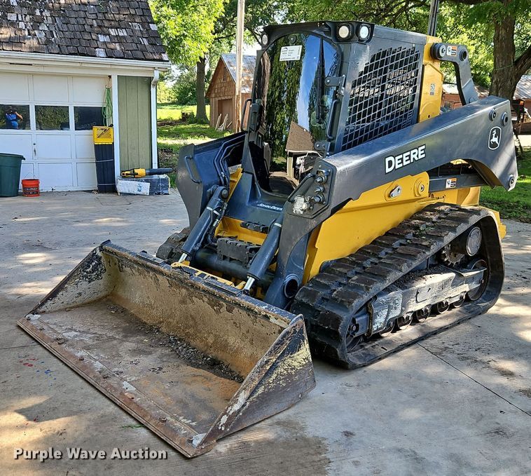 2020 John Deere 331G tracked skid steer loader - DR8643