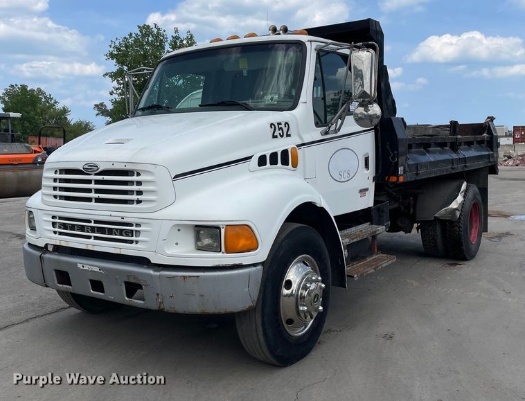 2001 Sterling  Acterra dump truck - DS5523
