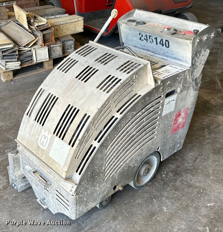 Husqvarna  Soff-cut 2500 concrete saw - DV5764
