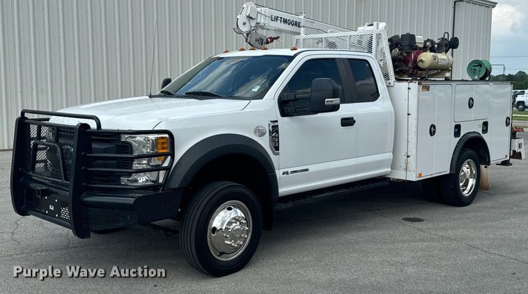 2017 Ford F450 Super Duty XL utility / service truck - DX0633