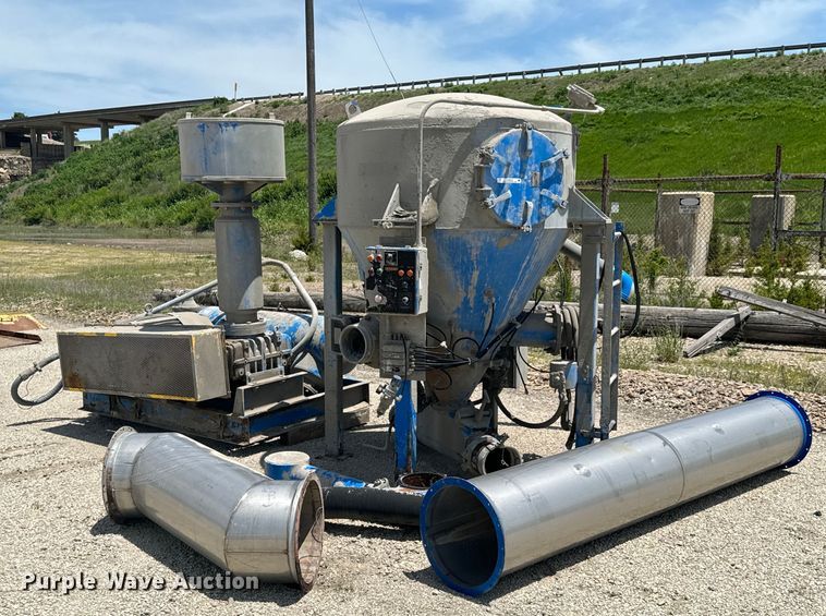 Cyclonaire pneumatic rail car unloader - DX0643