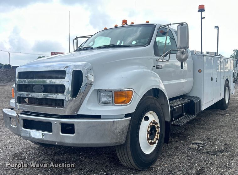 2004 Ford F650 Super Duty utility / service truck - EG1597