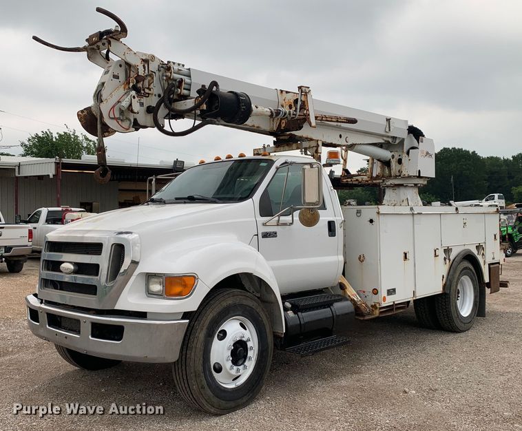 2008 Ford F750 Super Duty digger derrick truck - JT9833
