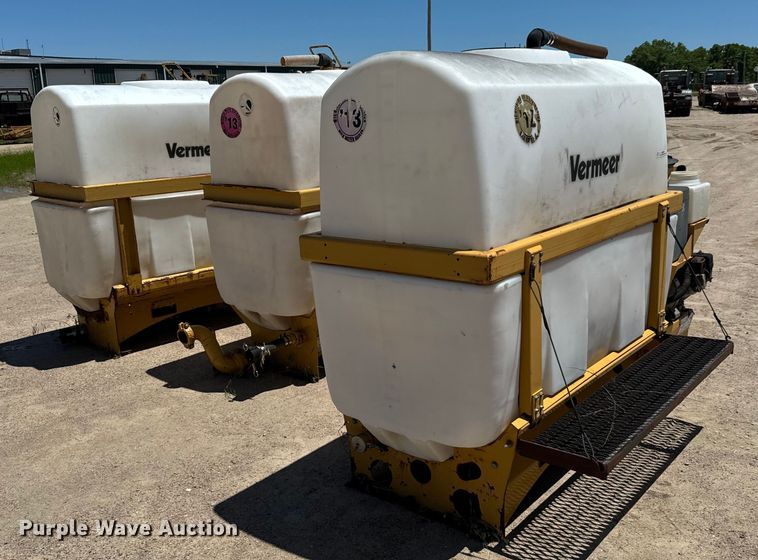 (3) mud mixing units - NL9930