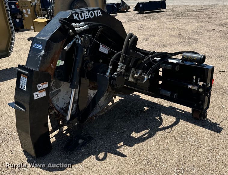 Kubota SW3018-4.5 skid steer rock saw - NL9952