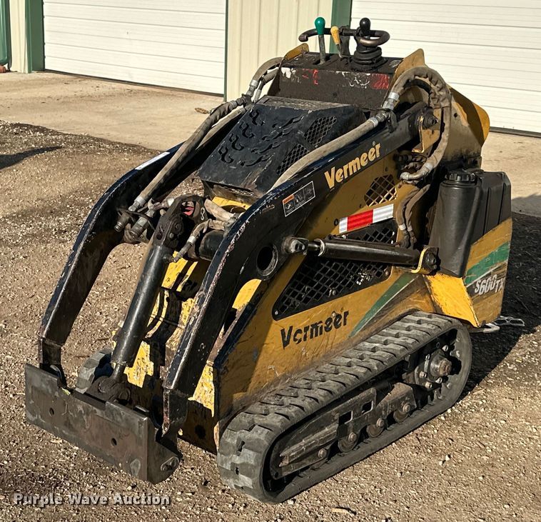 2007 Vermeer  S600TX  compact utility loader - NT9380