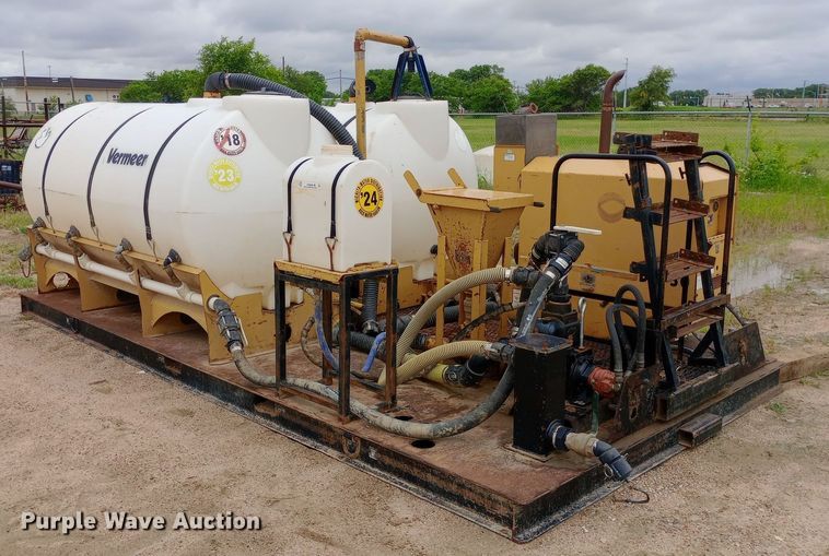 2000 Vermeer DT750 fluid mixing system - NU9845