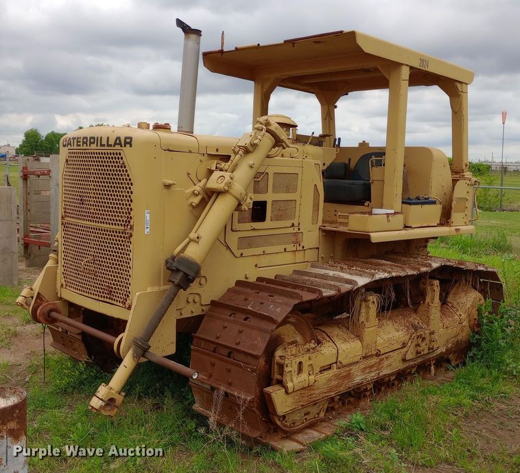 1975 Caterpillar D7F dozer - NU9862