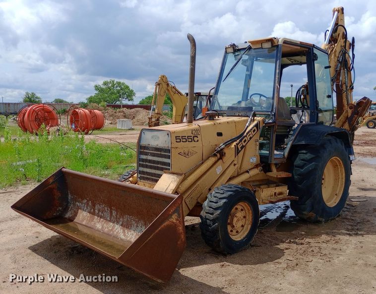 Ford 555C backhoe - NU9865