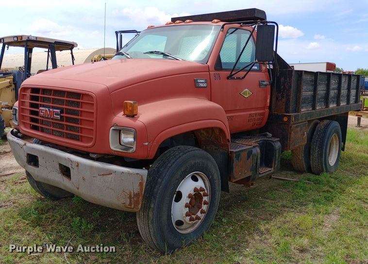 1997 GMC C7500 dump truck - NU9879