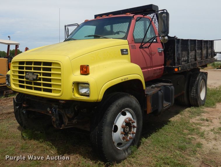 2000 GMC C7500 dump truck - NU9883