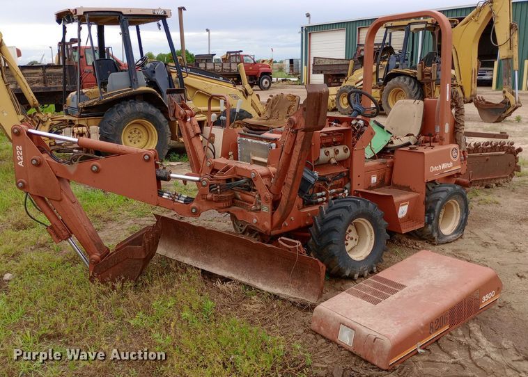 1990 Ditch Witch 3500 trencher - NU9890
