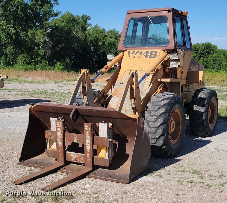 Case W14B wheel loader - NZ9935