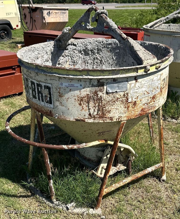 Gar-Bro concrete bucket - OL9562