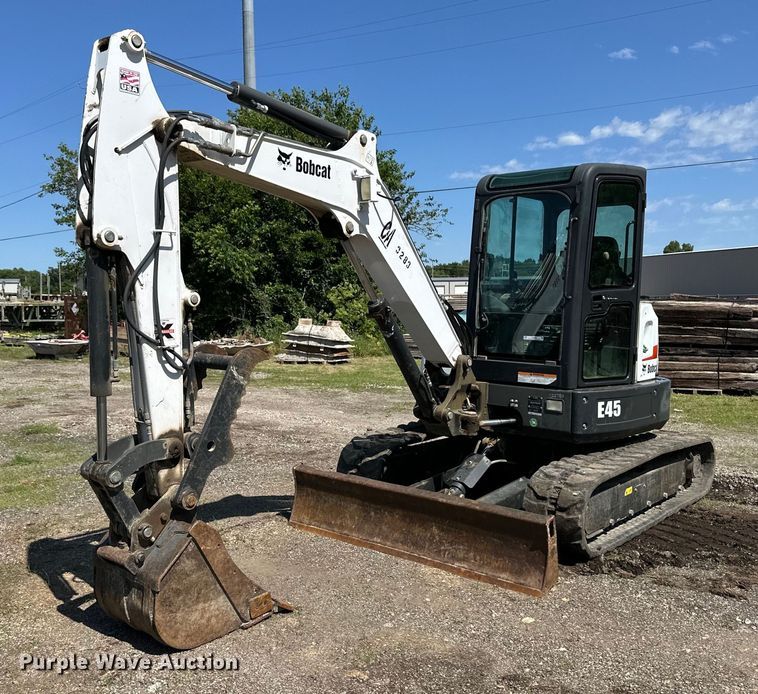 2016 Bobcat E45 mini excavator - OL9569