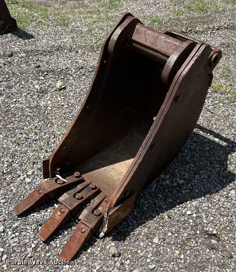 Bobcat excavator bucket - OL9573