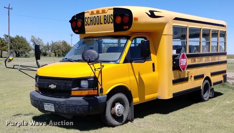 2009 Bluebird school bus - DQ6123