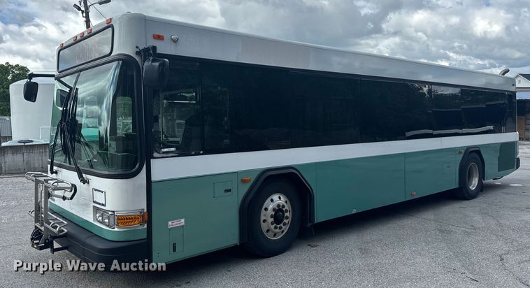 2006 Gillig G29B102N4 transit bus - EH6775