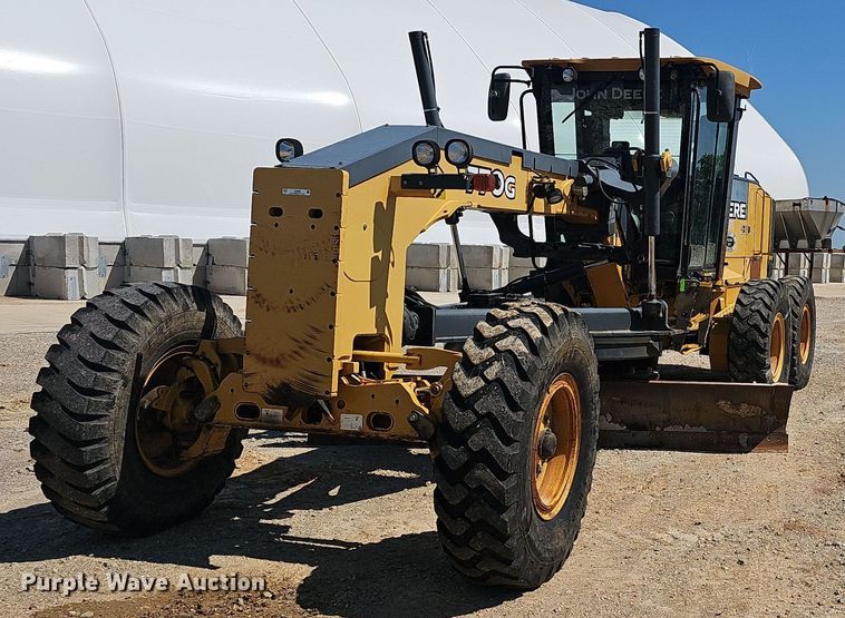 2010 John Deere  770G motor grader - EJ5669