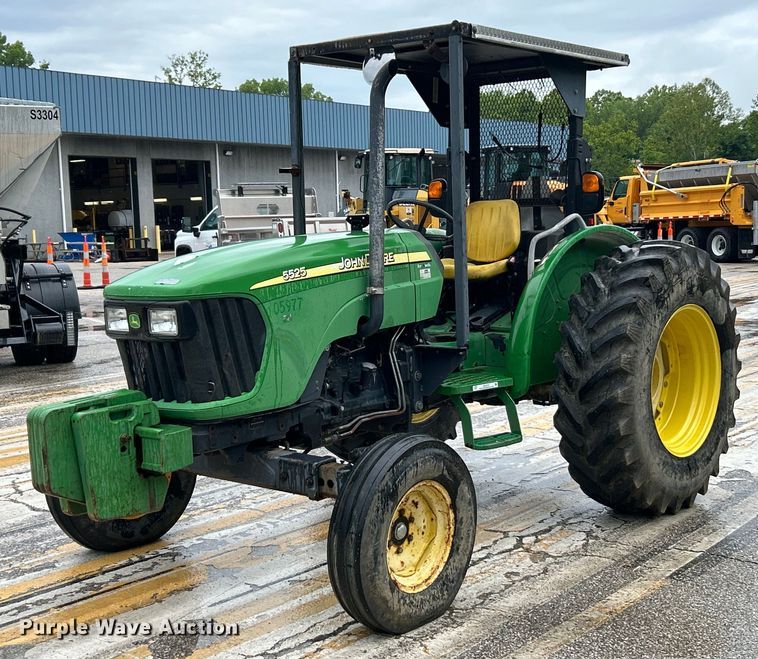 2005 John Deere 5525 tractor - EK4747